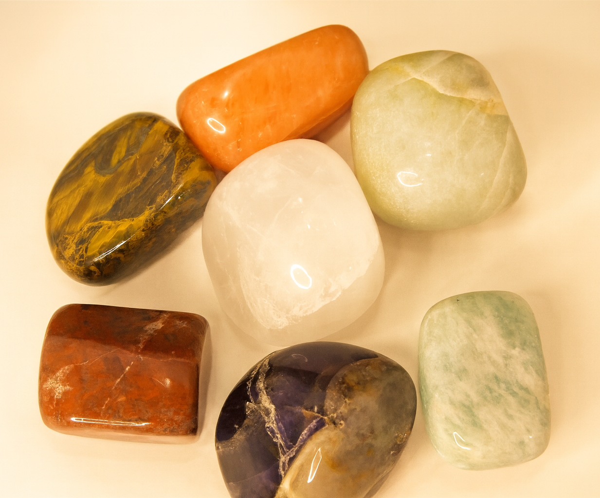 Crystal Stones &amp; Tumbles – Energy Healing, Protection &amp; Positivity ✨
